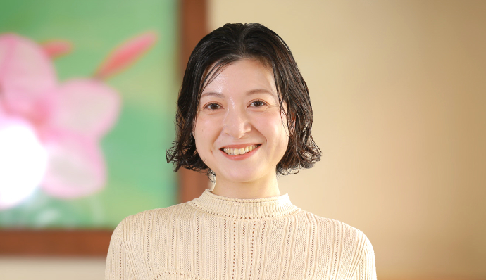 スタイリスト　花形舞